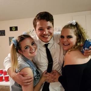 Meet your Posher, Tori